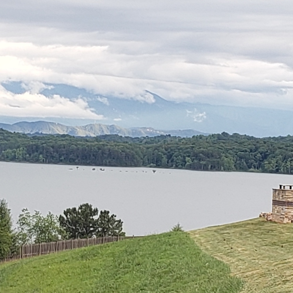 Meet your Posher, Christy